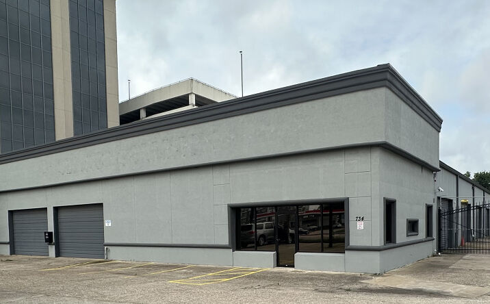 Pictures of Industrial property located at 734 S Highway 6, Houston, TX 77079 for lease - image #1