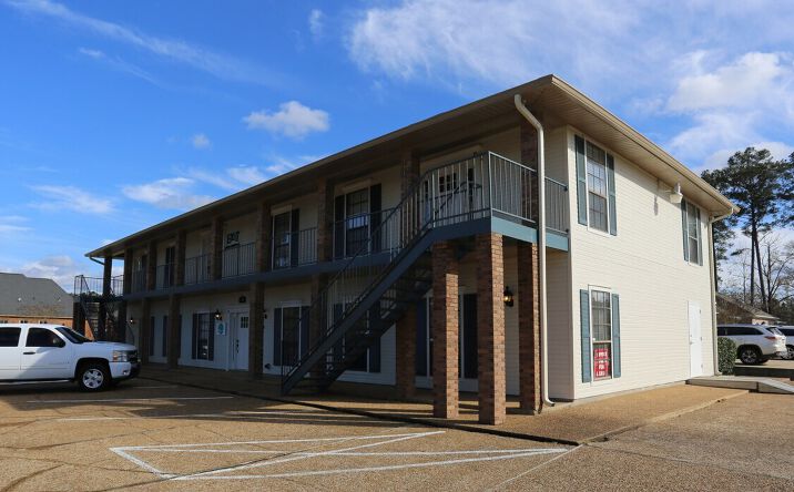 Pictures of Office property located at 215 WOODLINE DR, FLOWOOD, MS 39232-9721 for lease - image #1