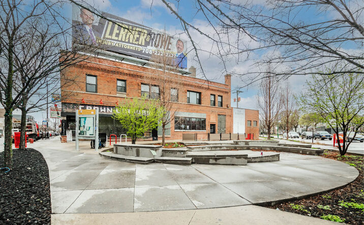 Pictures of Retail property located at 2821-2823 N. Milwaukee Avenue, Chicago, IL 60618 for lease - image #1