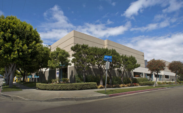 Pictures of Industrial property located at 901-909 Spruce Ave, Inglewood, CA 90301 for lease - image #1