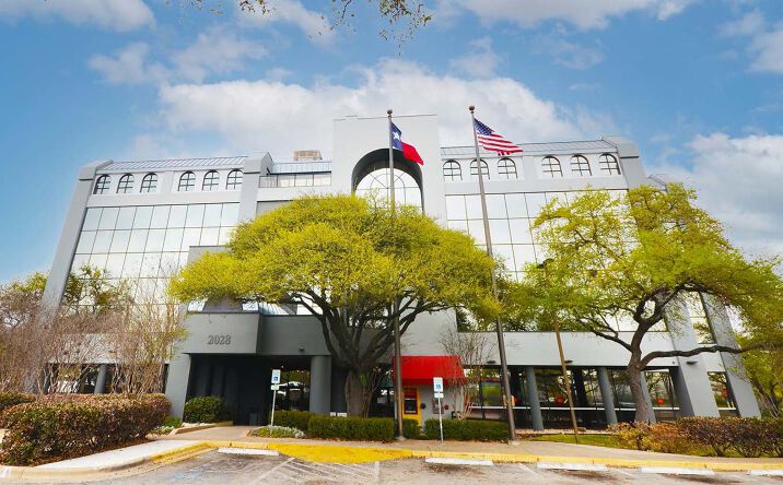 Pictures of Retail, Office property located at 2028 E Ben White Blvd, Austin, TX 78741 for lease - image #1