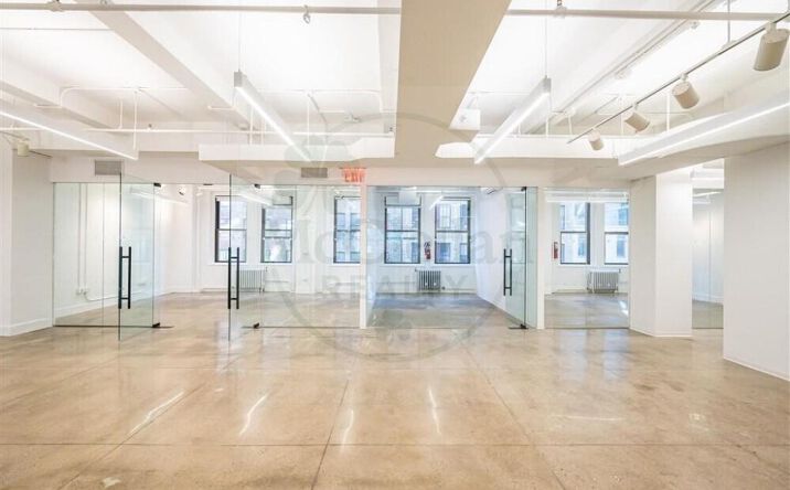Pictures of Office property located at WEST 38th St, New York, NY 10018 for lease - image #1