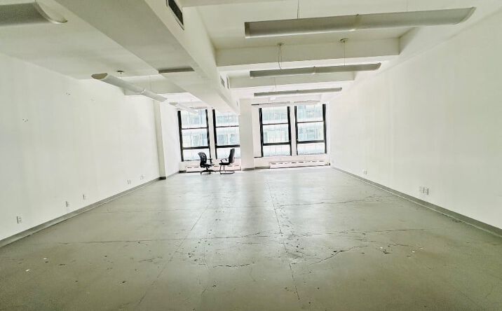Pictures of Office property located at West 46th Street, New York City, NY 10036 for lease - image #1