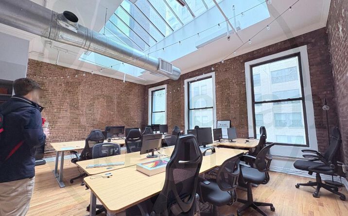 Pictures of Retail, Office property located at 16 East 44th Street #5C, New York City, NY 10017-3632 for lease - image #1