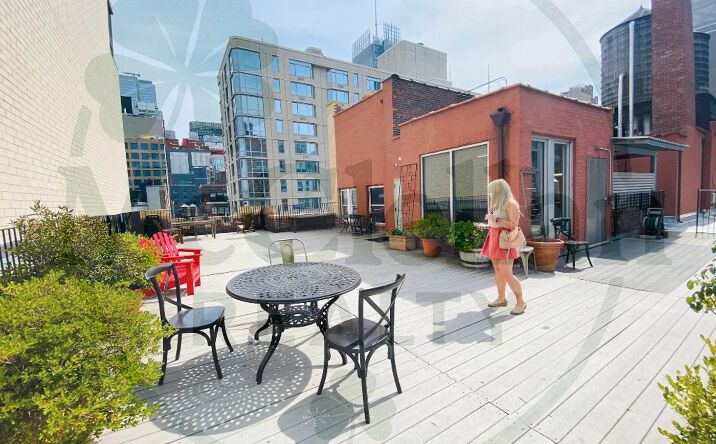 Pictures of Retail, Office property located at West 37th, New York City, NY 10001 for lease - image #1