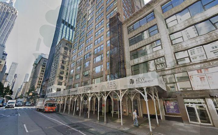Pictures of Retail, Office property located at 255 5th Ave, New York, NY 10016 for lease - image #1