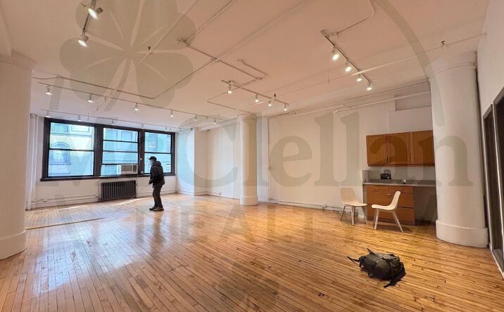 Pictures of Office property located at West 27th, New York, NY 10001 for lease - image #1