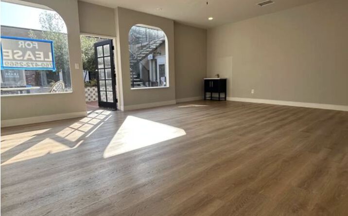 Pictures of Retail property located at 841 Turquoise Street, San Diego, CA 92109 for lease - image #1