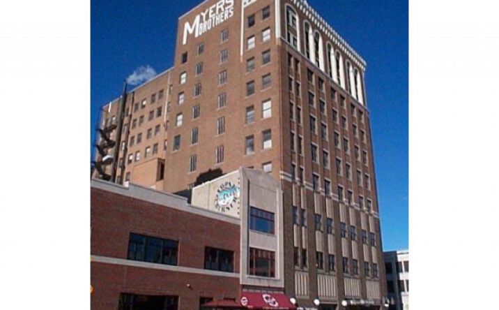 Pictures of Office, Retail property located at 1 W Old State Capitol Plaza #101, Springfield, IL 62701 for lease - image #1