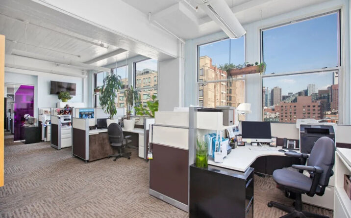 Pictures of Office property located at West 45th Street, New York, NY 10036 for lease - image #1