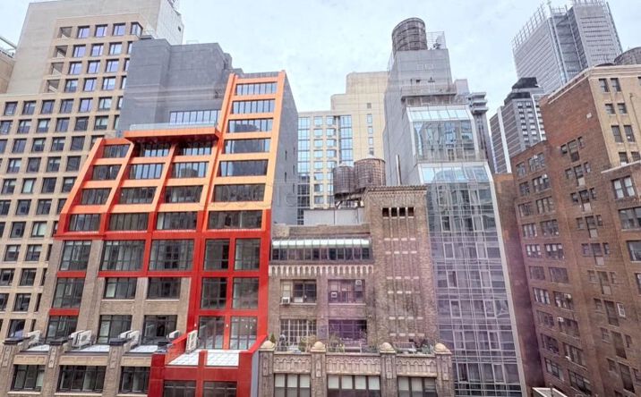 Pictures of Retail, Office property located at West 38th Street, New York, NY 10001 for lease - image #1