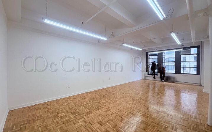 Pictures of Office property located at WEST 38th St, New York City, NY 10018 for lease - image #1
