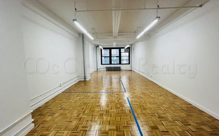 Pictures of Office property located at West 38th Street, New York City, NY 10018 for lease - image #1