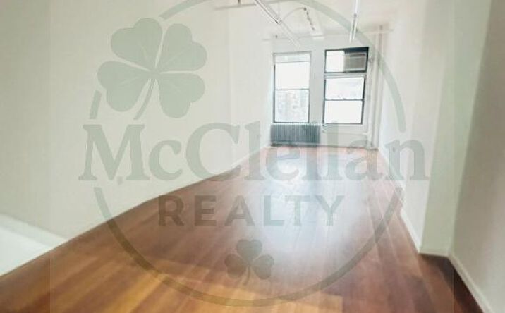 Pictures of Retail property located at West 37th Street, New York City, NY 10036 for lease - image #1