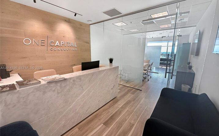 Pictures of Office property located at 175 SW 7th St # 1618, Miami, FL 33130 for lease - image #1