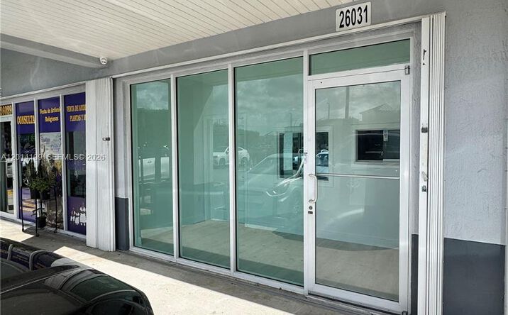 Pictures of Office, Retail property located at 26031 S DIXIE HWY # 26031, Naranja, FL 33032 for lease - image #1
