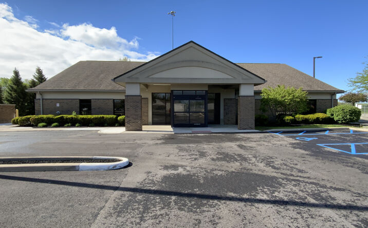 Pictures of Office property located at 5871 Monclova Road, Maumee, OH 43537 for lease - image #1