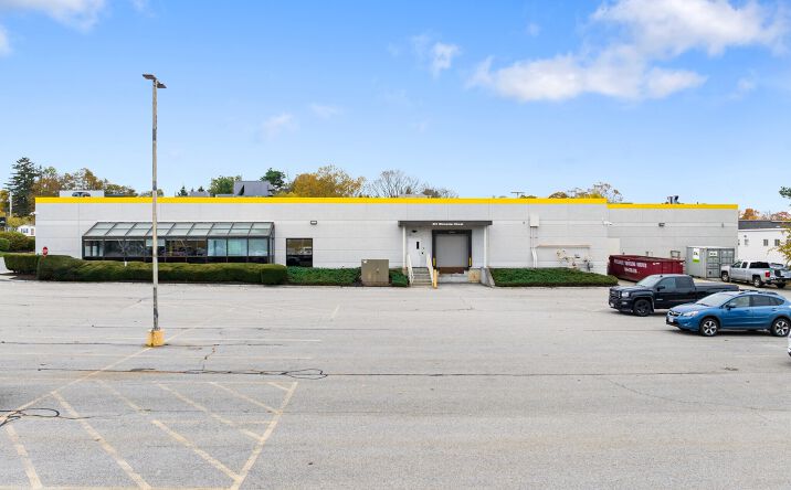Pictures of Retail property located at 801 Worcester Street, Natick, MA 01760 for lease - image #1