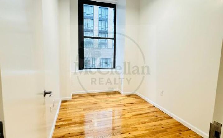 Pictures of Office property located at 5th avenue, New York City, NY 10018 for lease - image #1
