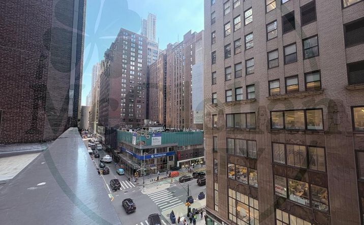 Pictures of Retail property located at West 38th Street, New York City, NY 10036 for lease - image #1