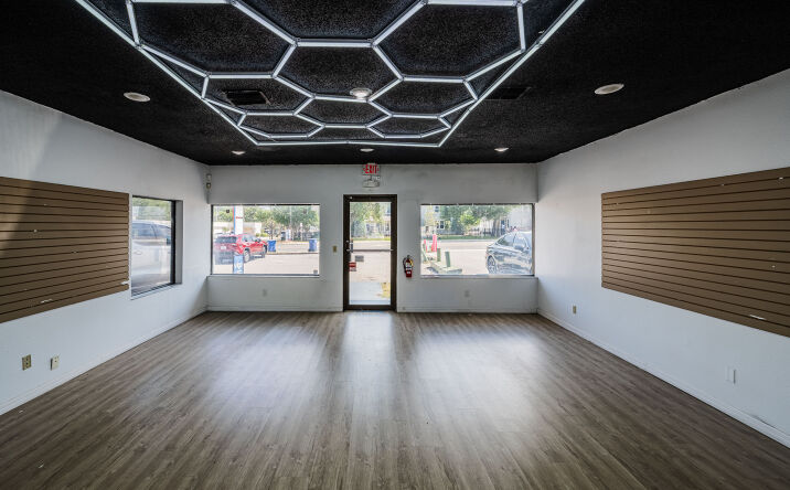 Pictures of Retail, Office, Special Purpose property located at 211 East Central Avenue, Winter Haven, FL 33880 for lease - image #1