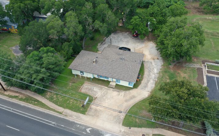 Pictures of Retail, Office, Special Purpose property located at 1408 West Stassney Lane, Austin, TX 78745 for lease - image #1
