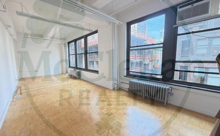 Pictures of Office property located at West 35th, New York City, NY 10036 for lease - image #1