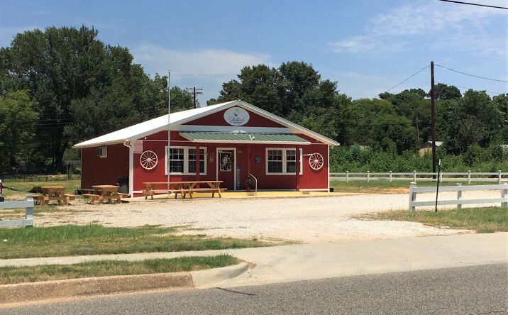 Pictures of Retail property located at 11968 State Highway 64, Tyler, TX 75704 for lease - image #1