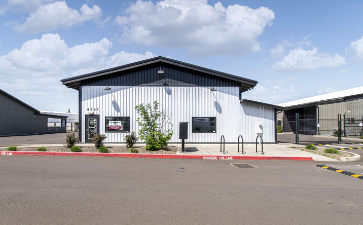 Pictures of Retail, Industrial property located at 4761 Lancaster Dr NE, Salem, OR 97305 for lease - image #1