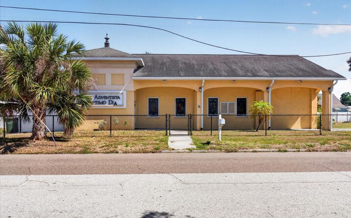 Pictures of Special Purpose property located at 2018 Grant Street, Tampa, FL 33605 for lease - image #1