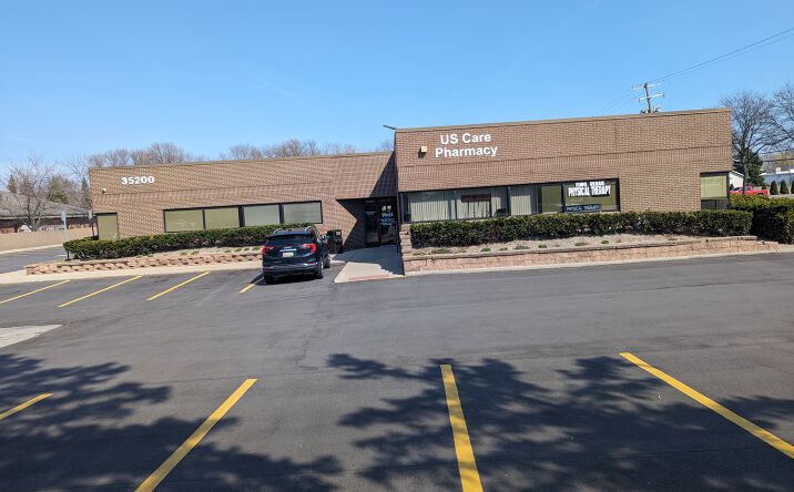 Pictures of Office property located at 35200 Dequindre Rd, Sterling Heights, MI 48310 for lease - image #1