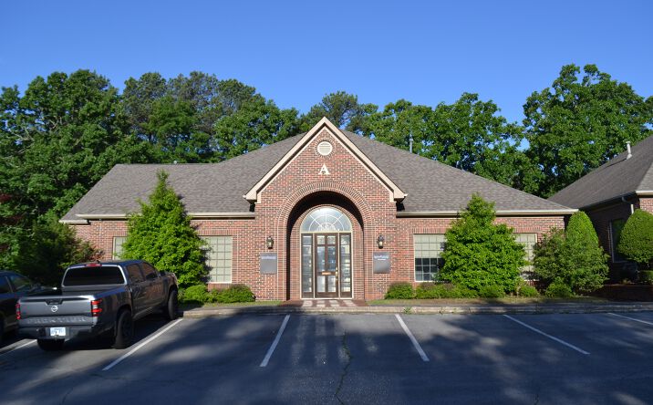 Pictures of Office property located at 500 Pleasant Valley Dr., Bldg. A, Little Rock, AR 72212-2448 for lease - image #1