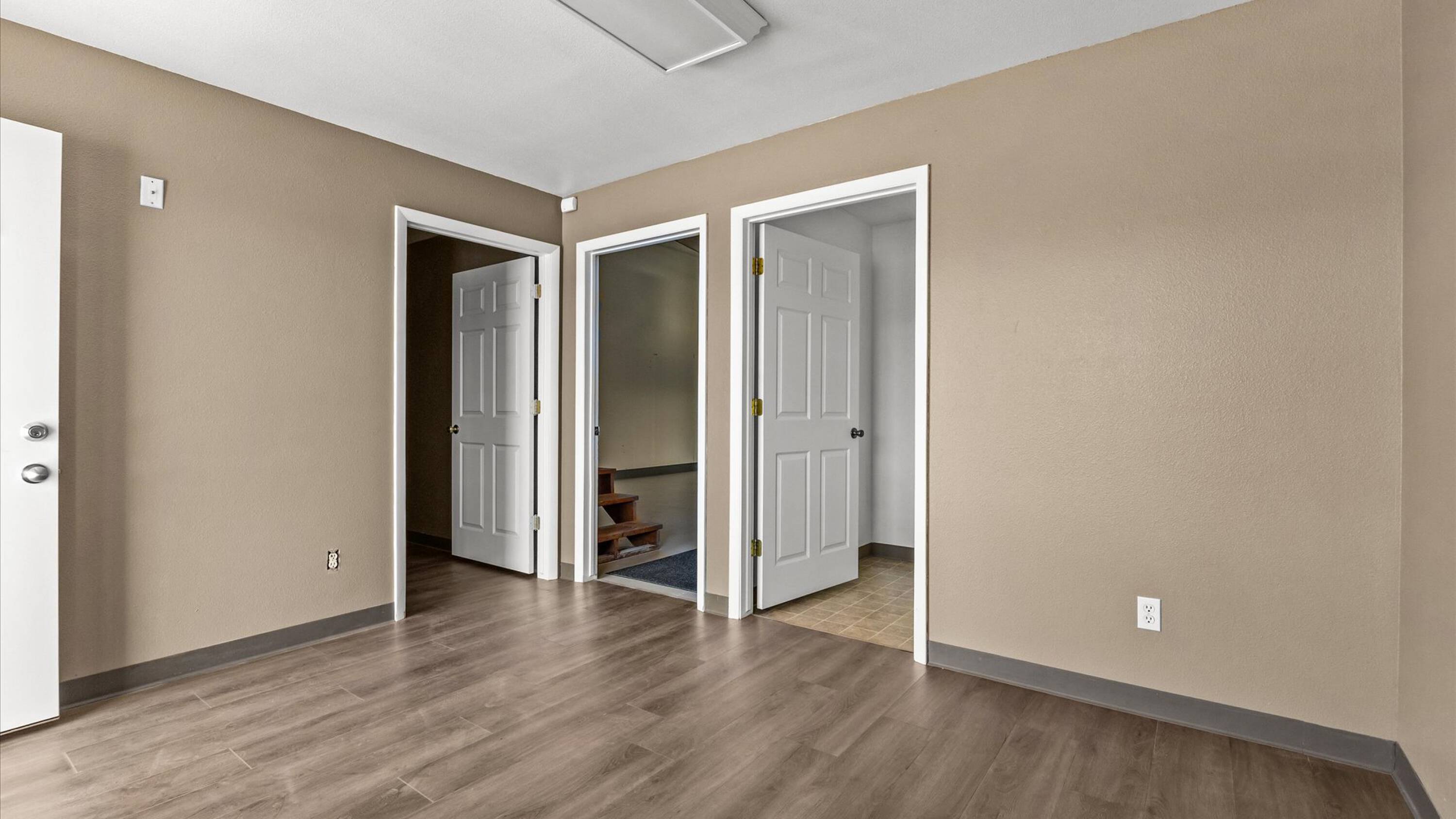 3607364