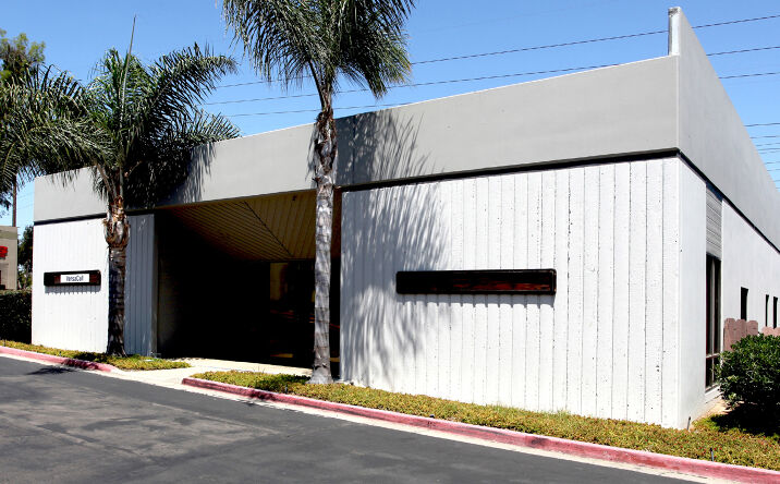 Pictures of Industrial property located at 7047 Carroll Rd, San Diego, CA 92122 for lease - image #1