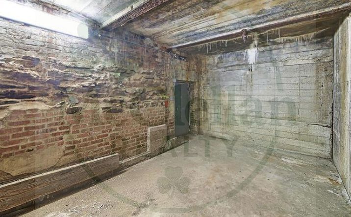 Pictures of Retail property located at 7th Avenue, New York, NY 10001 for lease - image #1