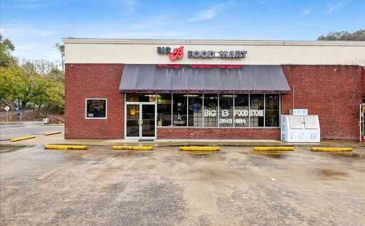 Pictures of Retail property located at 4012 24th St N, Birmingham, AL 35207 for lease - image #1