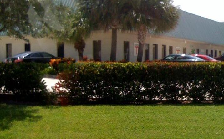 Pictures of Special Purpose property located at 500 Commerce Way Way W 6-7, Jupiter, FL 33458 for lease - image #1
