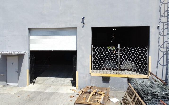 Pictures of Industrial property located at 2290 W 8th Ave, Hialeah, FL 33010 for lease - image #1