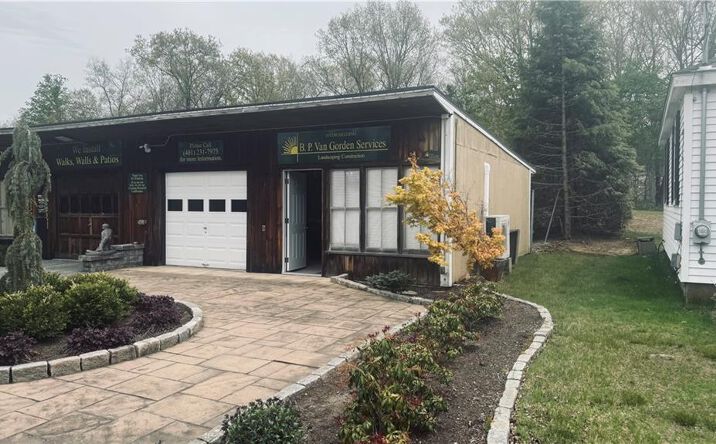 Pictures of Land, Retail, Office, Industrial property located at 373 Farnum Pike, Smithfield, RI 02917 for lease - image #1