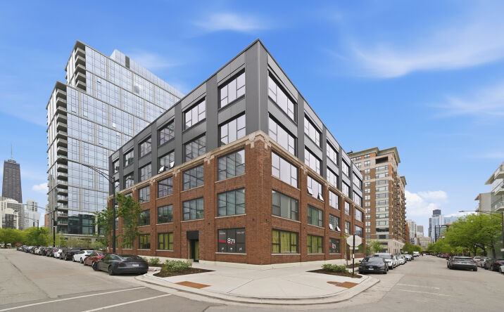 Pictures of Retail property located at 871 N FRANKLIN ST, CHICAGO, IL 60610 for lease - image #1