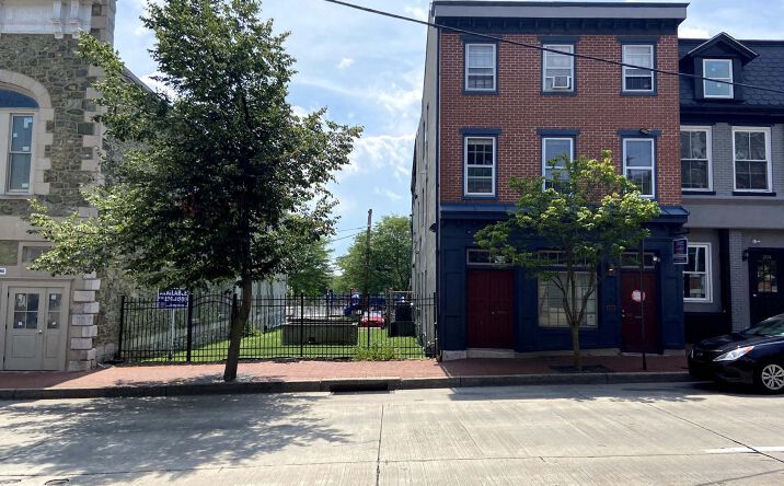 Pictures of Office property located at 208-210 East Market Street, West Chester, PA 19382 for lease - image #1