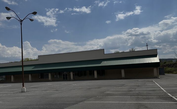 Pictures of Retail, Special Purpose property located at 145 Bedford Plaza Road, Bedford, PA 15522 for lease - image #1