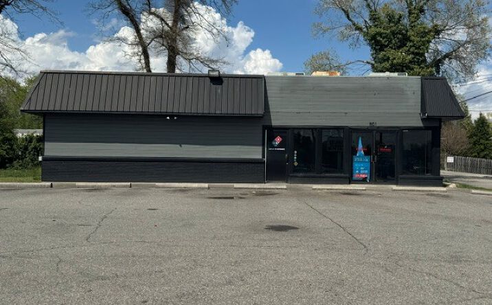 Pictures of Retail, Restaurant property located at 501 West 4th Street, Salem, VA 24153 for lease - image #1
