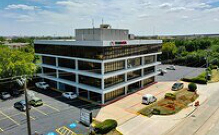 Pictures of Office property located at 1106 N. State Hwy. 360, Grand Prairie, TX 75050 for lease - image #1