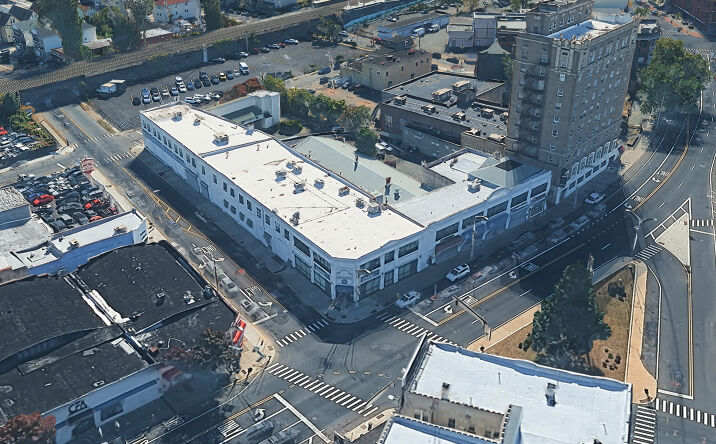 Pictures of Retail, Industrial property located at 333 N Broad Street, Elizabeth, NJ 07208 for lease - image #1
