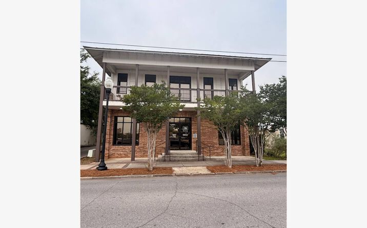 Pictures of Office, Special Purpose property located at 111 South De Villiers Street, Pensacola, FL 32502 for lease - image #1