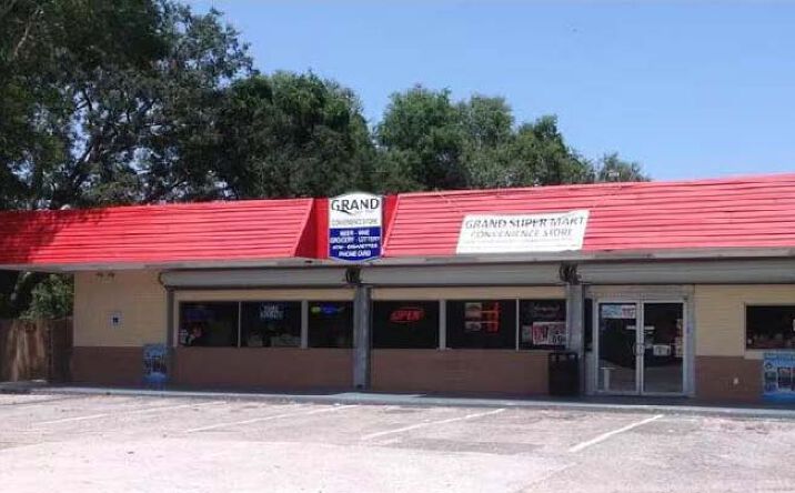 Pictures of Retail property located at 4525 Clarcona Ocoee Rd, Orlando, FL 32810 for lease - image #1