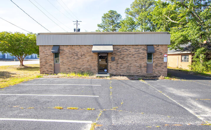 Pictures of Office property located at 3320 Platt Springs Rd, West Columbia, SC 29170 for lease - image #1