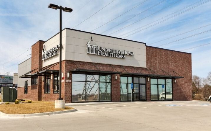 Pictures of Retail, Office property located at 8605 CHAMBERY BLVD, JOHNSTON, IA 50131-8810 for lease - image #1