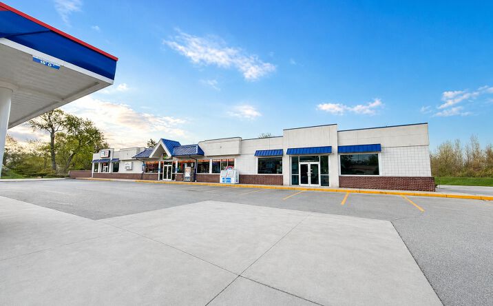 Pictures of Retail property located at 1819 West Main Street, Fort Wayne, IN 46808 for lease - image #1